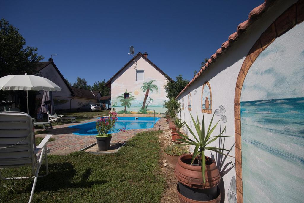 Pension Elisabeth Balatonlelle Exterior foto