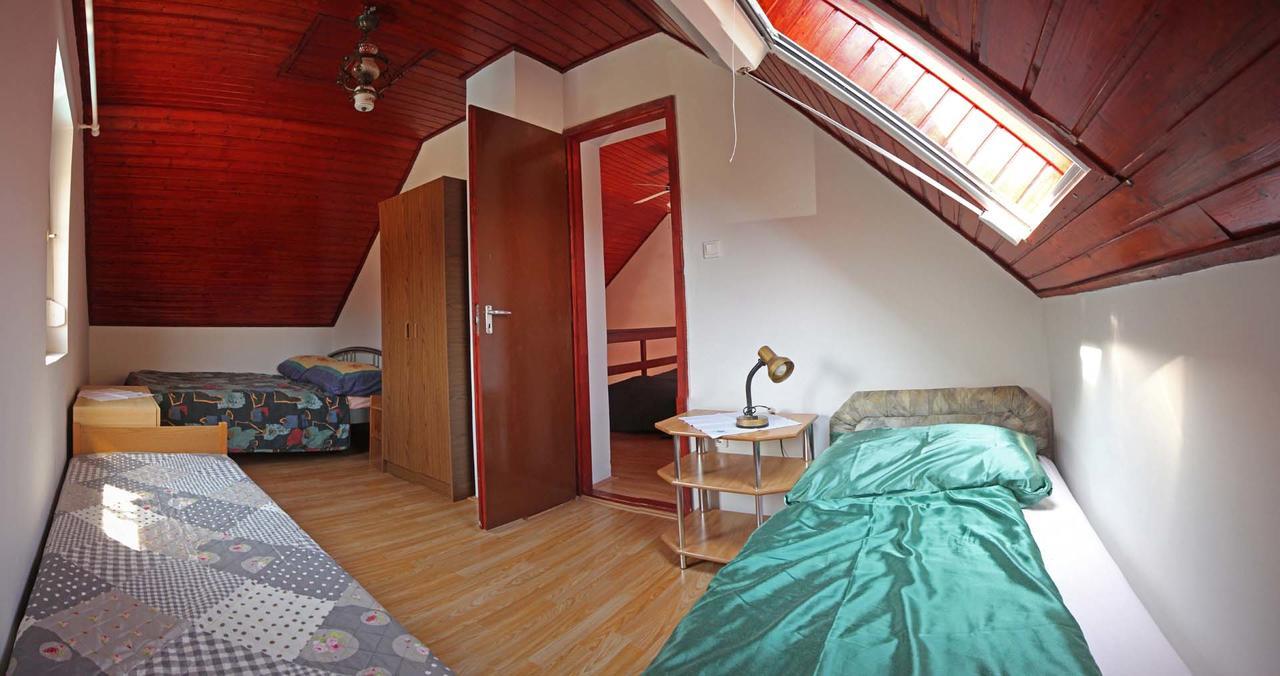 Pension Elisabeth Balatonlelle Exterior foto